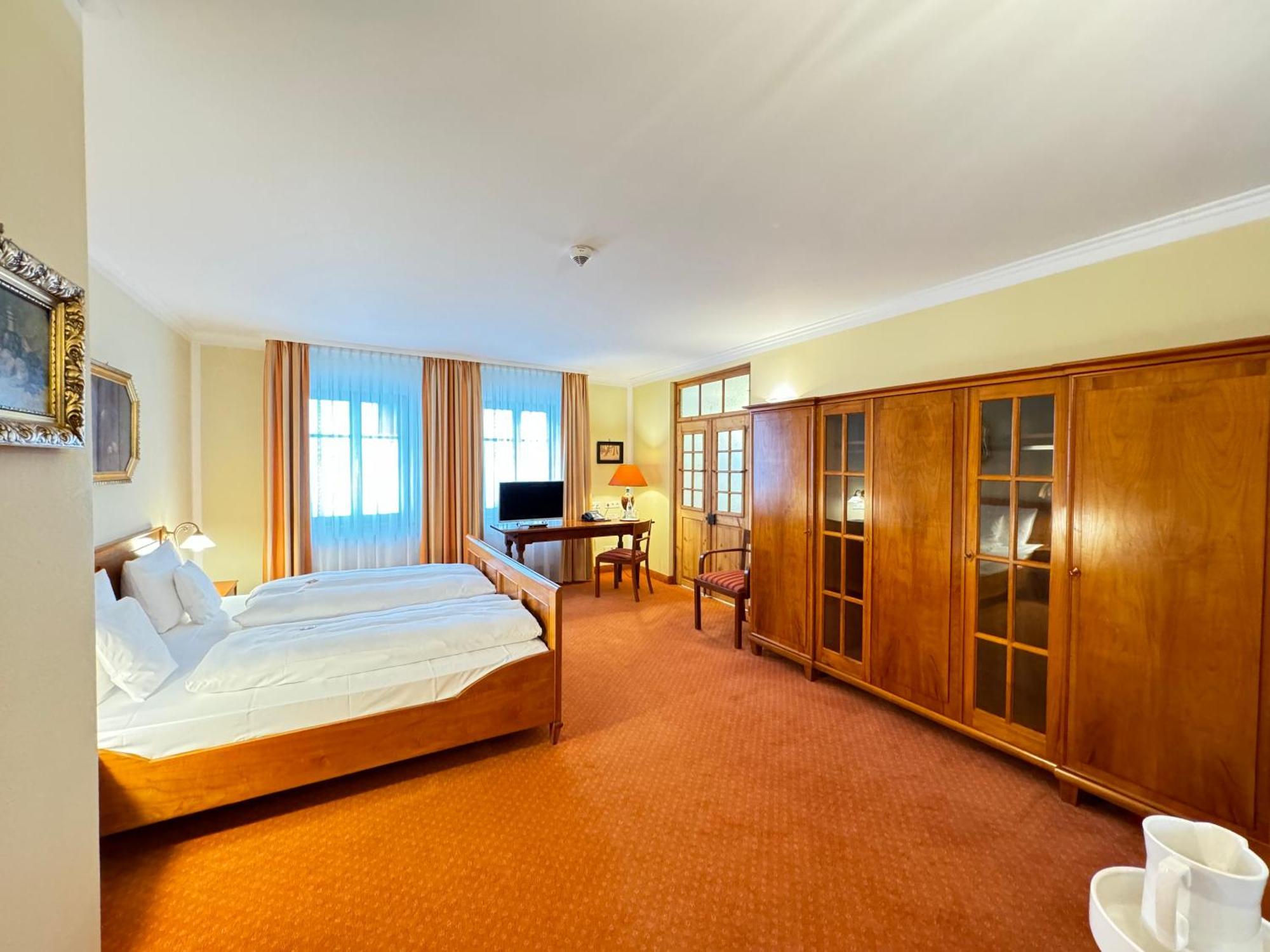 Hotel Haimerlhof Wolnzach Exteriör bild